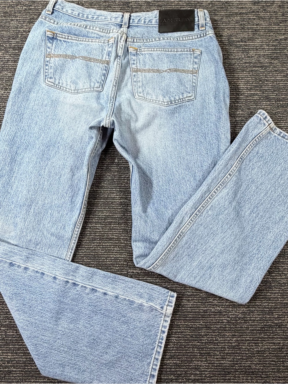 Women’s Express Light Blue Straight Leg Jeans